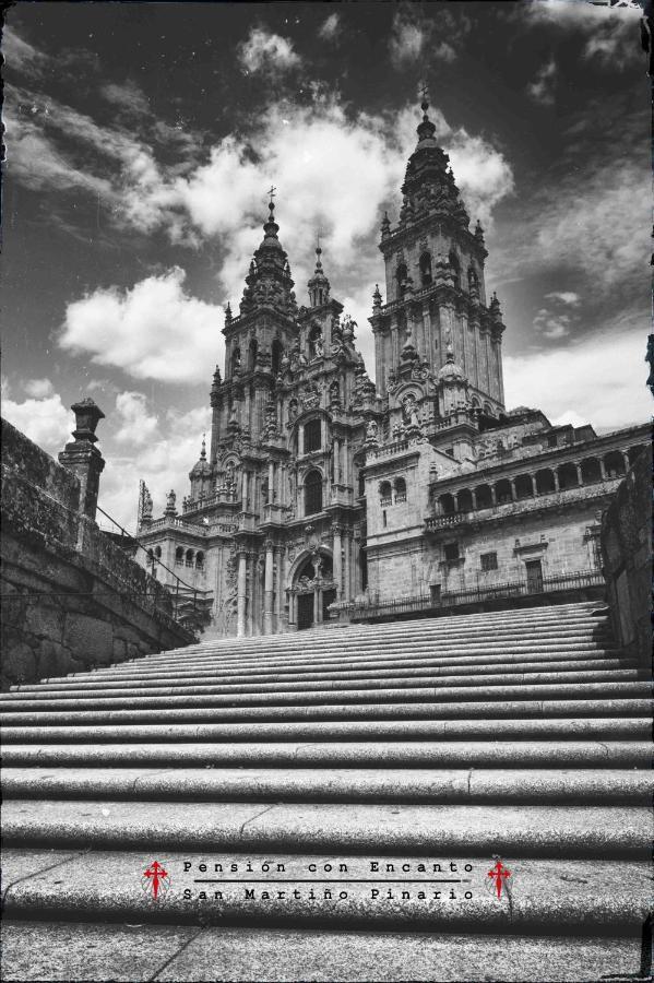 Pension Con Encanto San Martino Pinario Santiago de Compostela Exterior photo